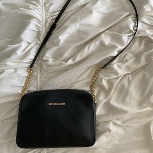 Micheal Kors Jet Set Large Crossbody